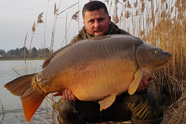 WINTER CARPING